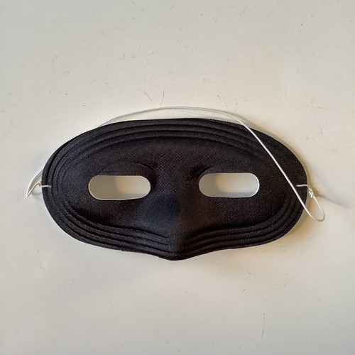 Black eye mask halloween - black,
